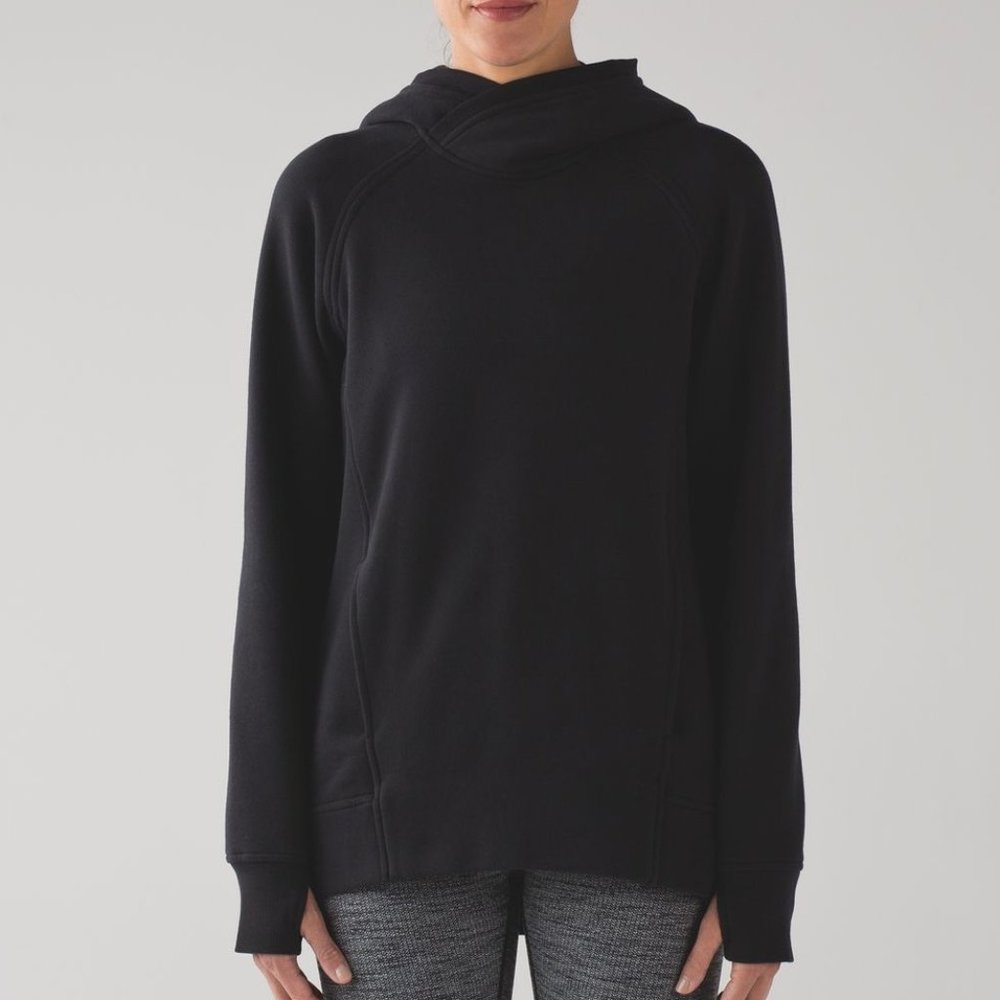 Size 4 - Lululemon Fleece Please Pullover